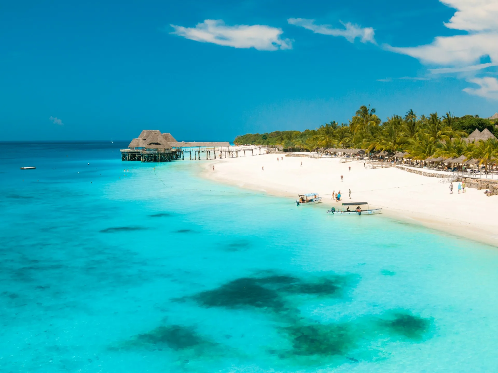 Vista de Kaskazini A - un lugar perfecto para relajarse y disfrutar de la piscina